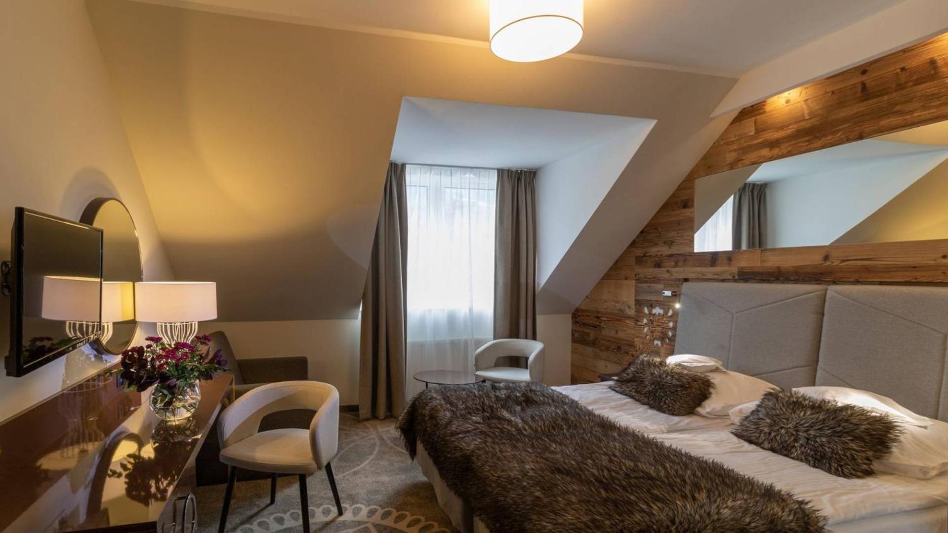 Double Room Extra Bed,1769842207:JPEG